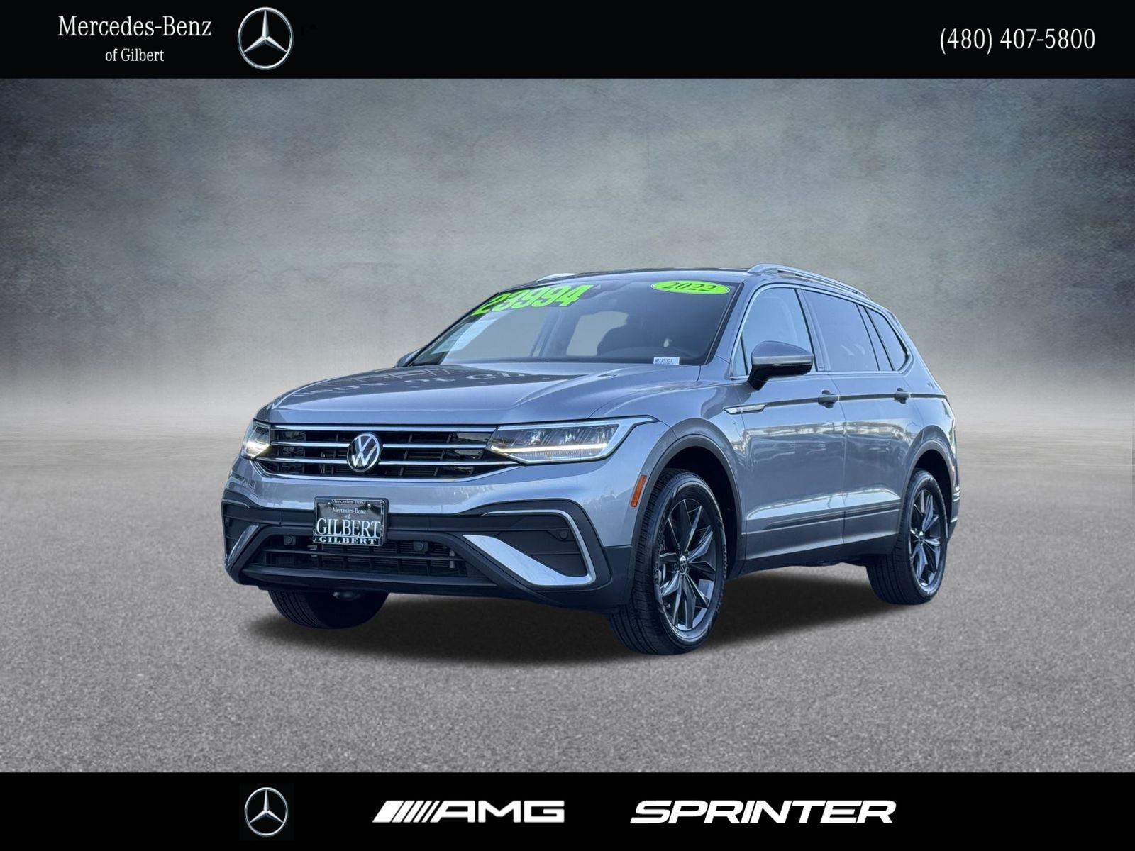 2022 Volkswagen Tiguan SE's photo