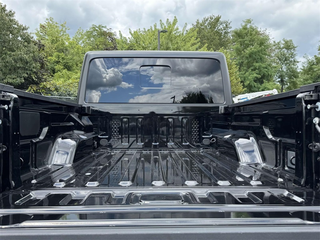 2025 Jeep Gladiator Sport S photo 29