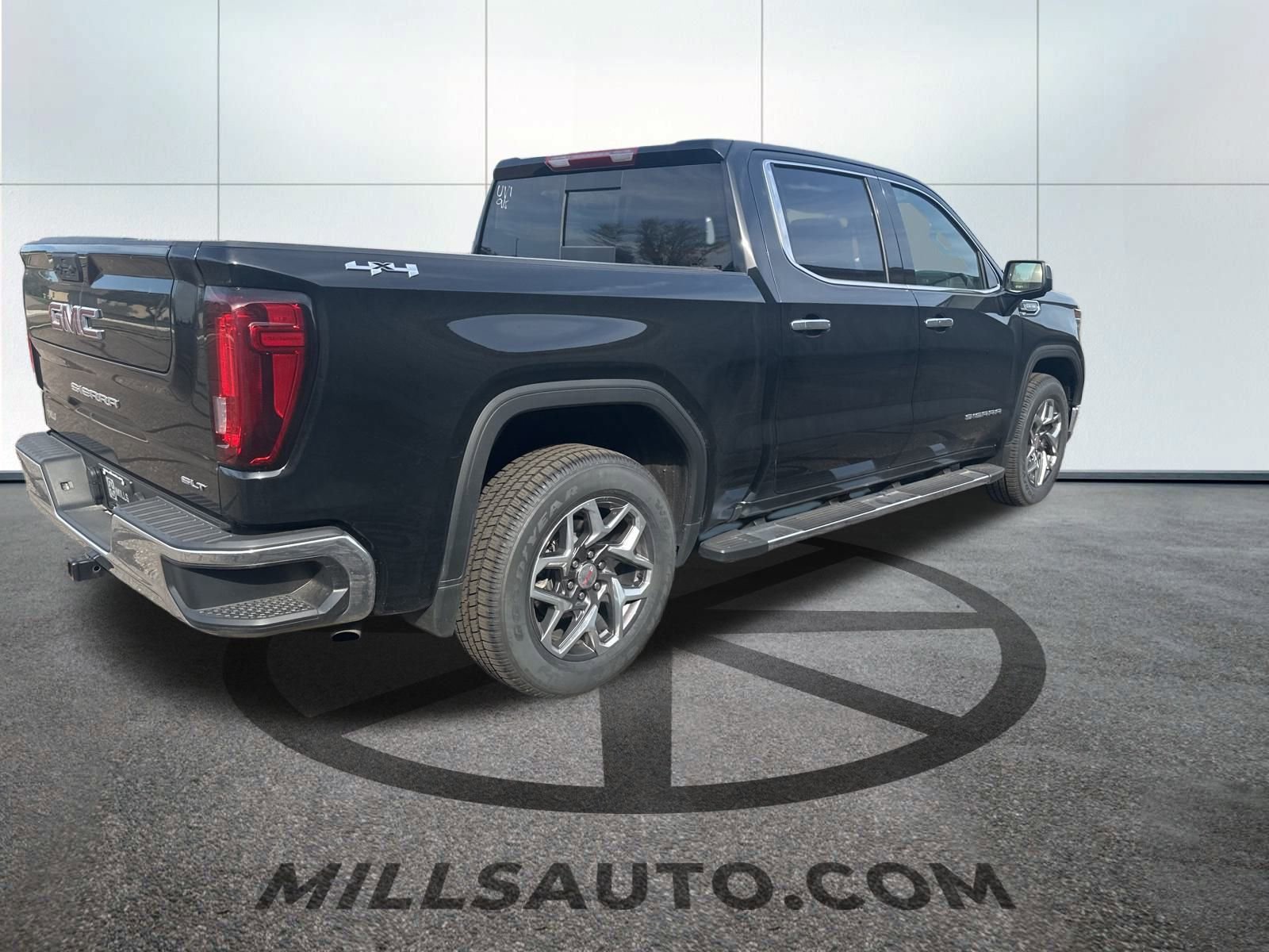 2023 Gmc Sierra 1500 SLT photo 4