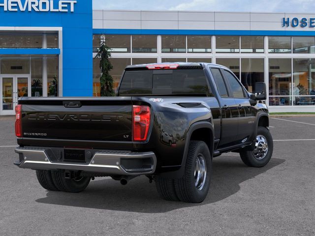 2026 Chevrolet Silverado 3500HD LT photo 4