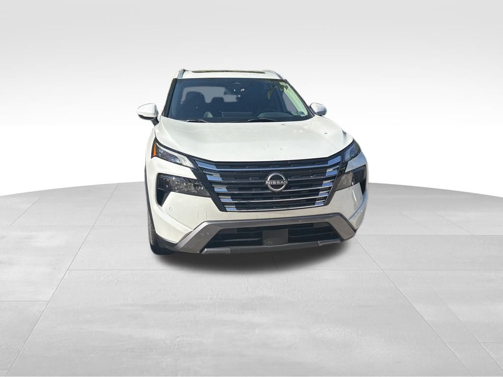 2024 Nissan Rogue SL photo 4