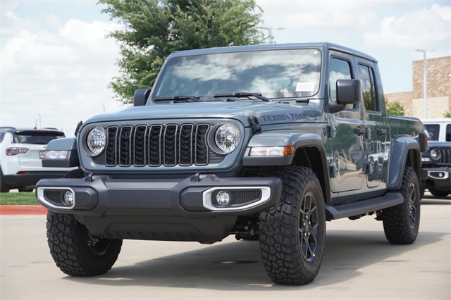 2025 Jeep Gladiator Sport Texas Trail photo 3