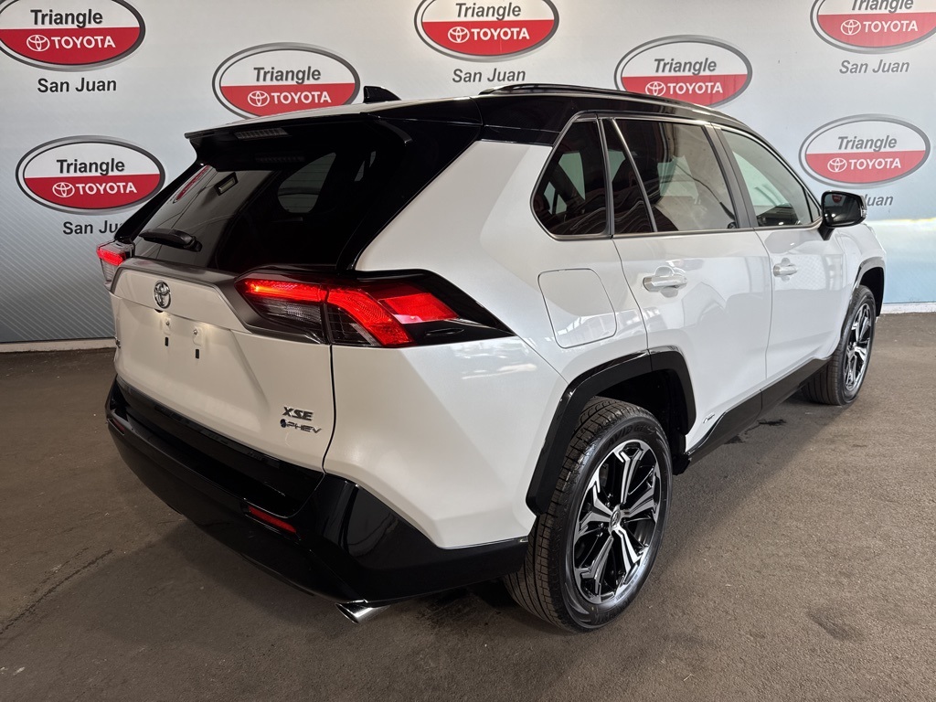 2025 Toyota RAV4 Hybrid XSE photo 4