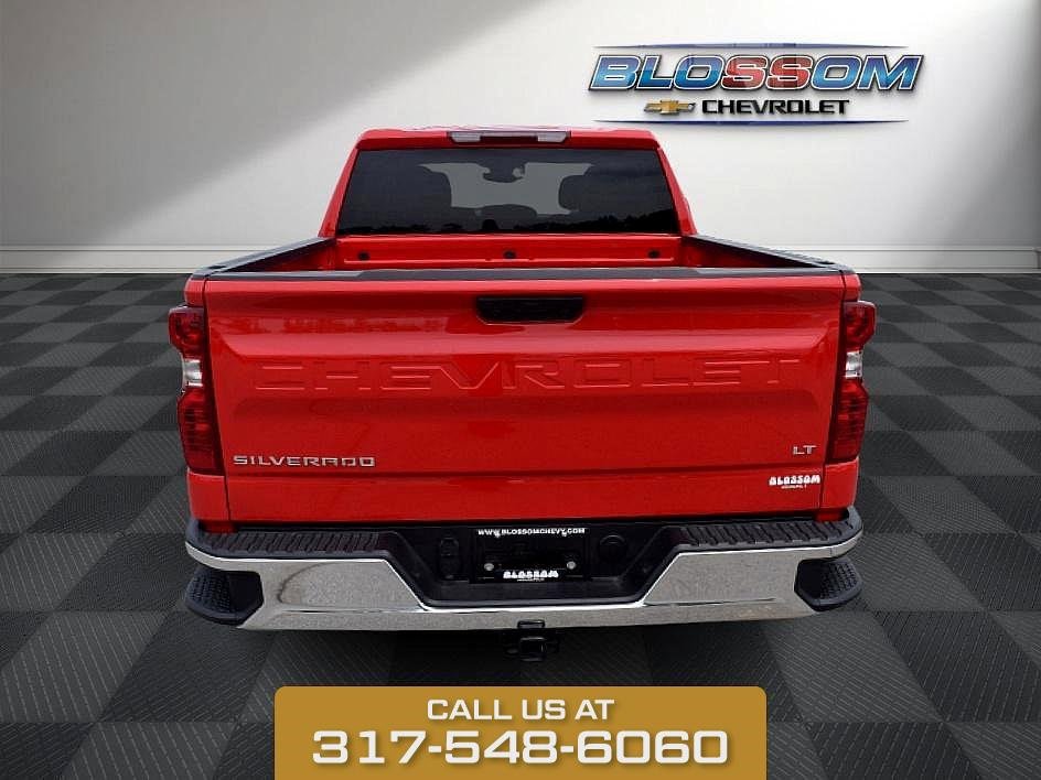 2025 Chevrolet Silverado 1500 LT photo 6