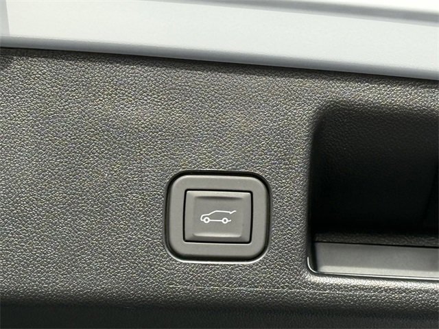 2026 Chevrolet Equinox EV 1LT photo 3