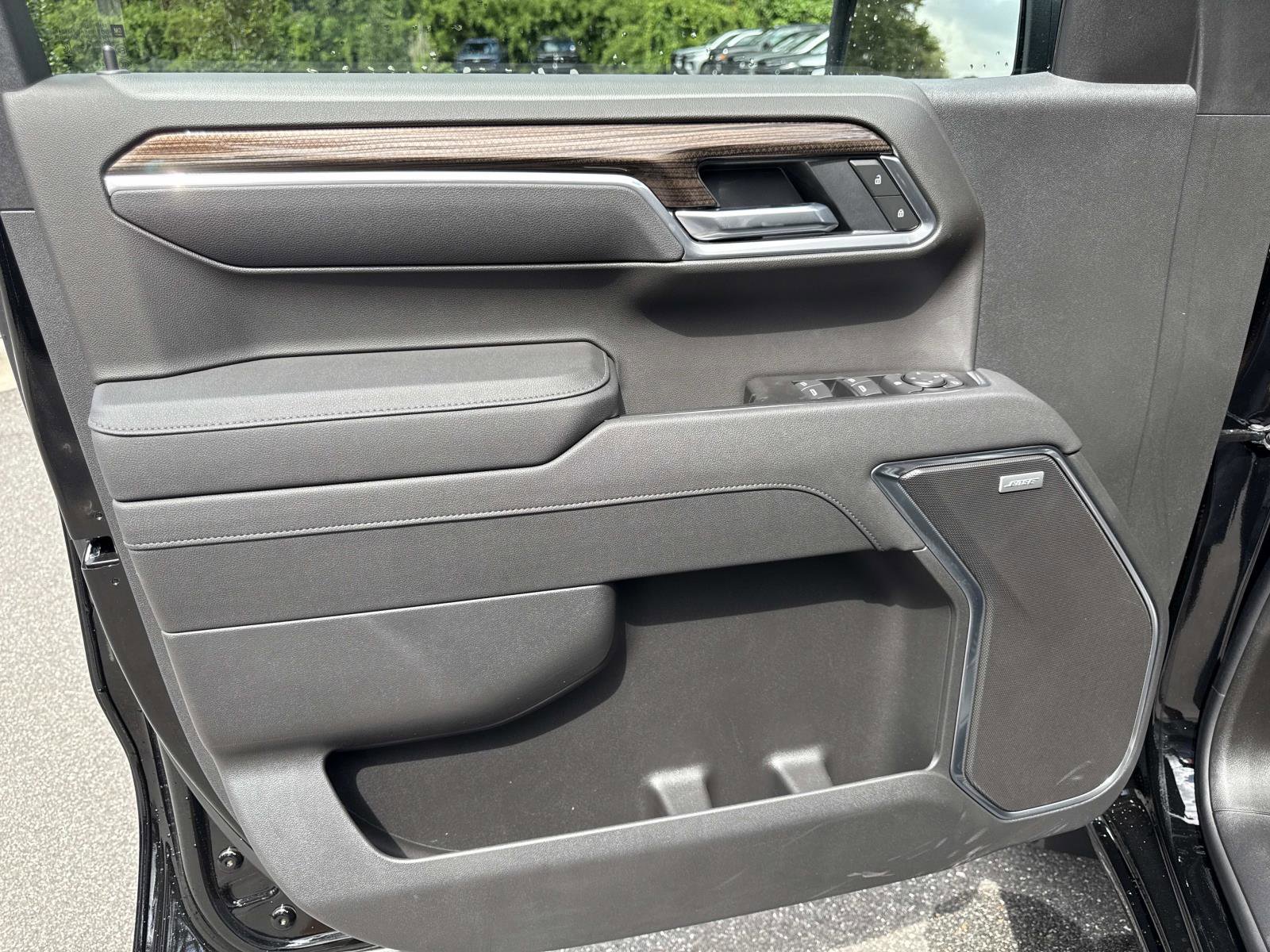 2026 Chevrolet Silverado 1500 RST photo 14