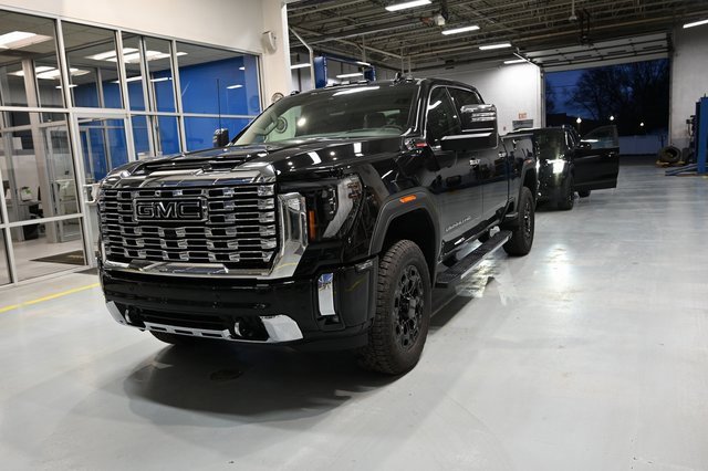 2026 GMC Sierra Denali's photo