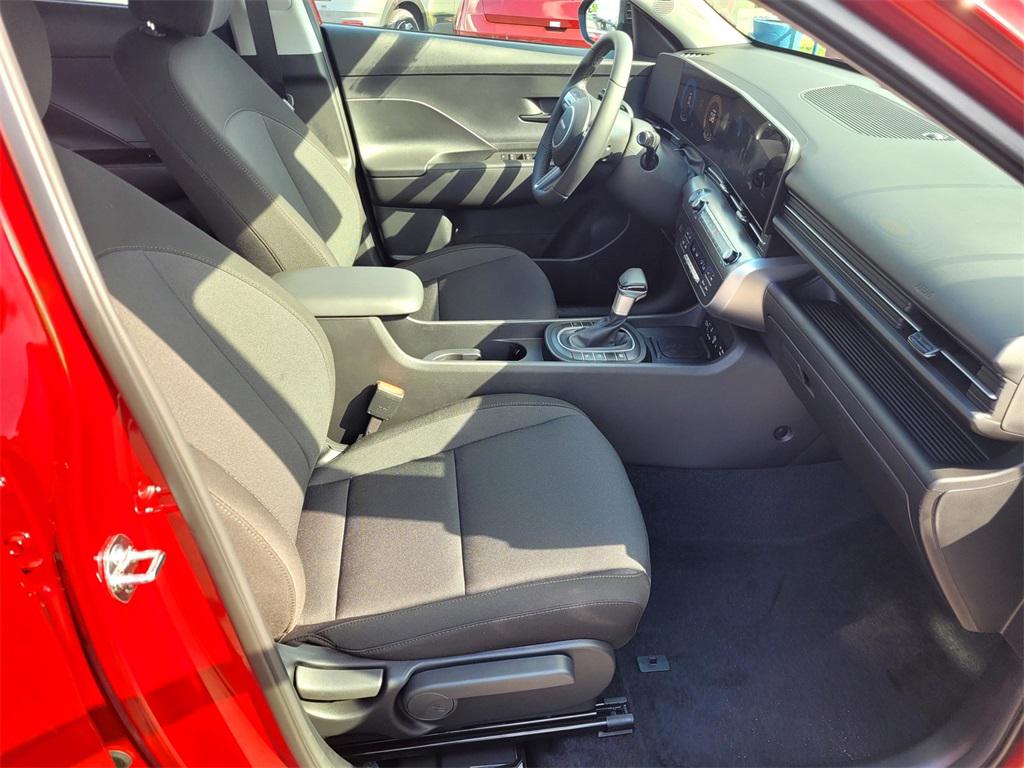 2026 Hyundai Kona SEL photo 17