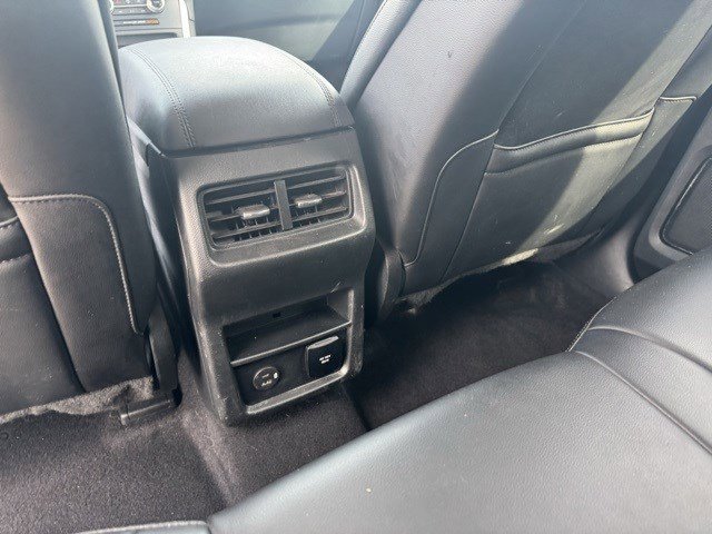 2022 Ford Edge SEL photo 28