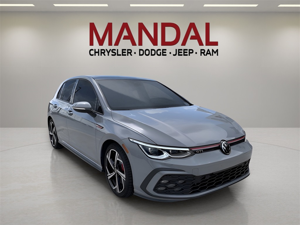 2024 Volkswagen Golf GTI SE photo 3