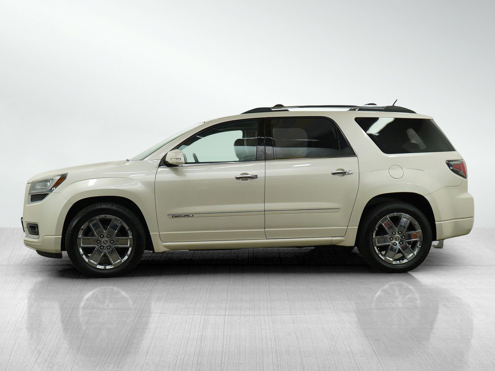 Used 2013 GMC Acadia Denali with VIN 1GKKVTKD5DJ193228 for sale in Burnsville, Minnesota