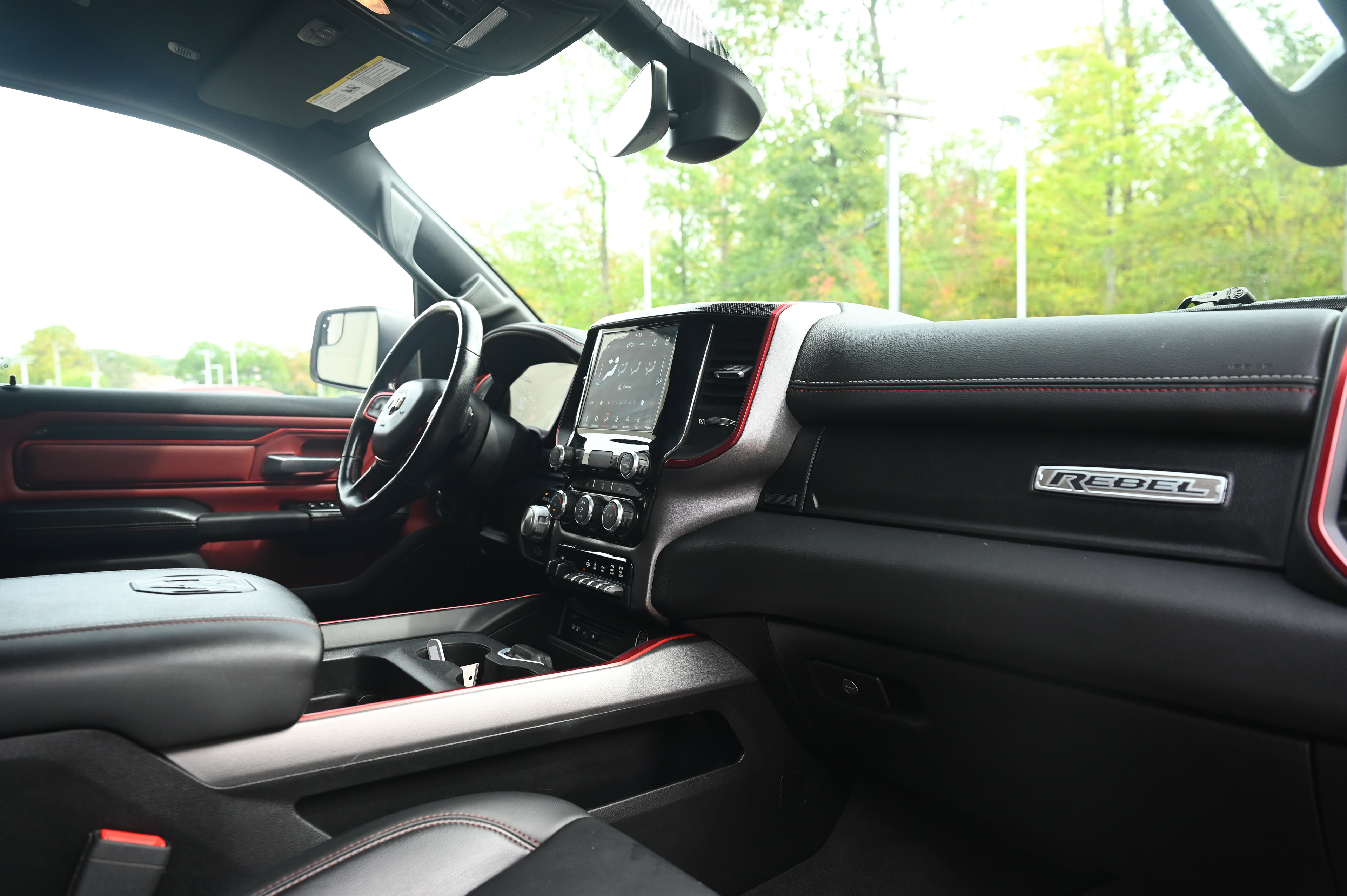 2019 Ram 1500 Rebel photo 29