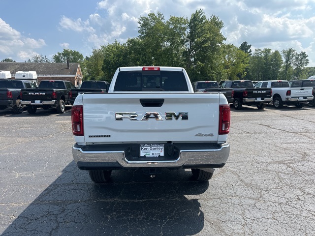 2025 Ram 2500 Big Horn photo 6