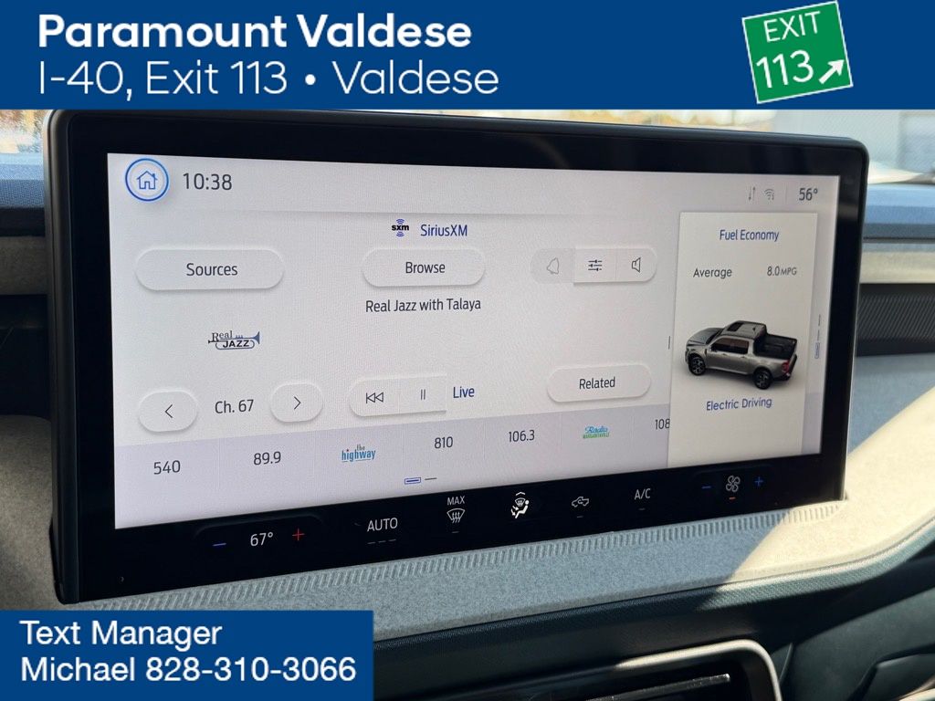 2025 Ford Maverick XLT photo 3