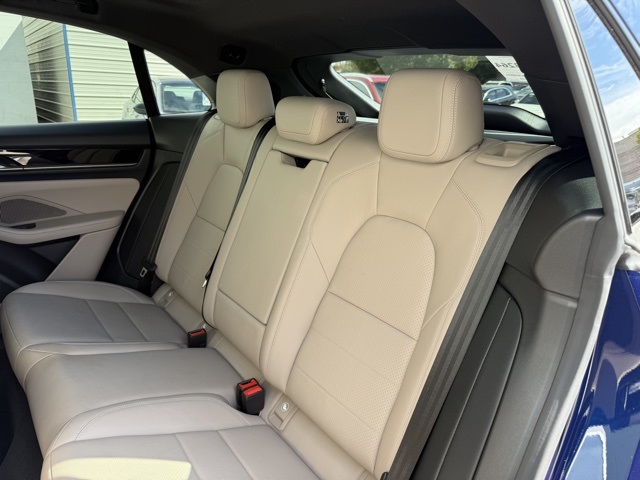 2025 Porsche Macan Electric 4 photo 21