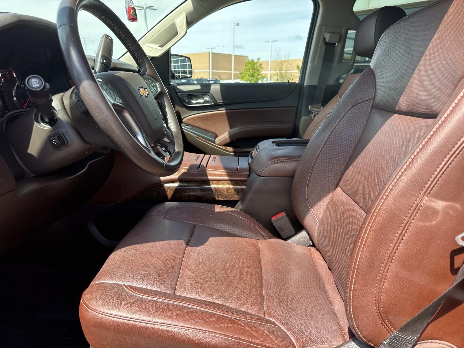 2020 Chevrolet Suburban Premier photo 15