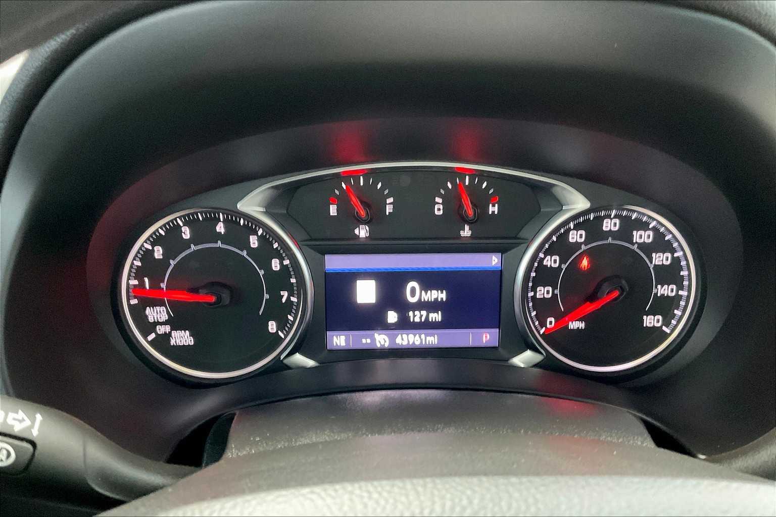2022 Gmc Terrain SLE photo 22