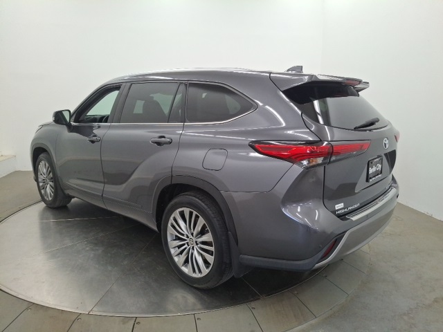 2020 Toyota Highlander Platinum photo 5