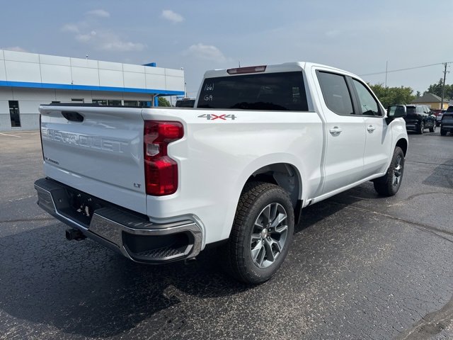 2026 Chevrolet Silverado 1500 LT photo 2