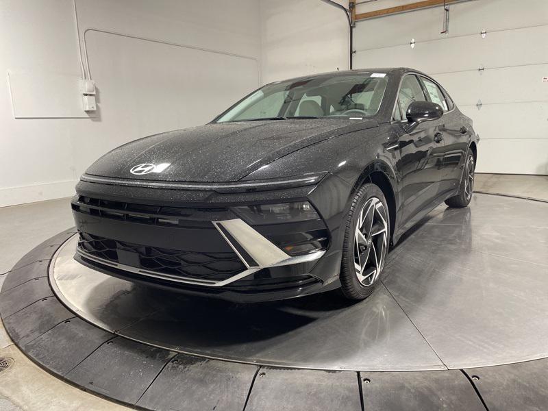 2026 Hyundai Sonata SEL Sport photo 3