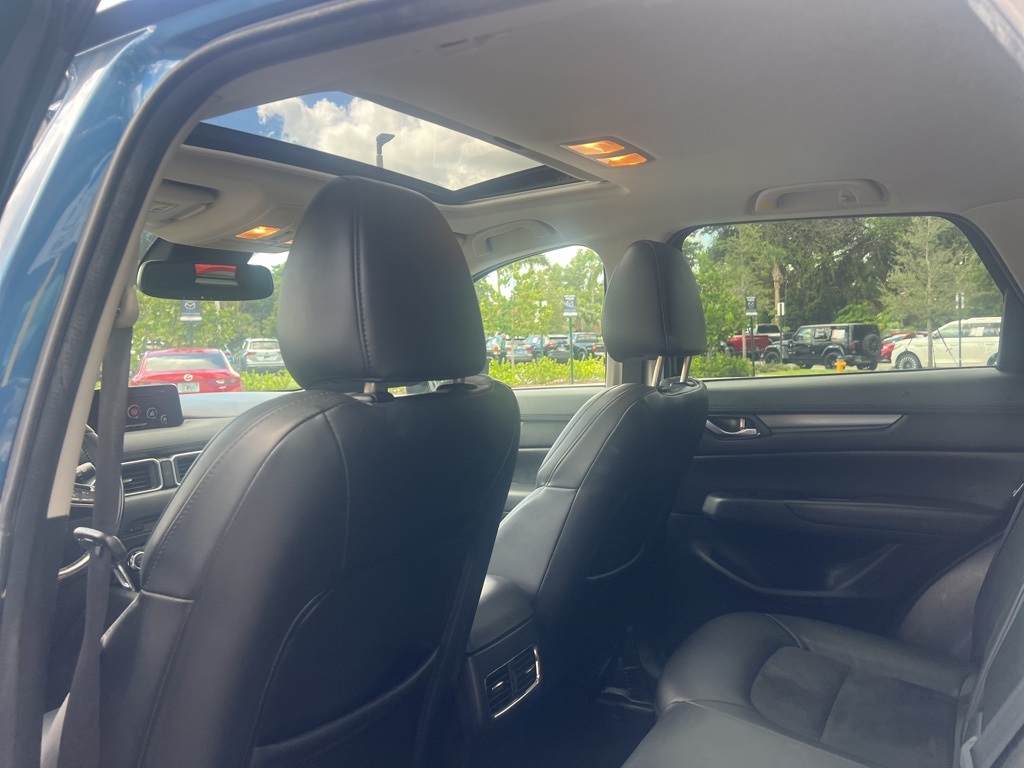 2017 Mazda CX-5 Touring photo 16