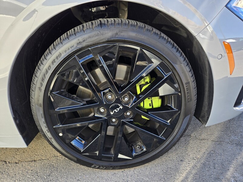 2025 Kia K5 GT photo 3