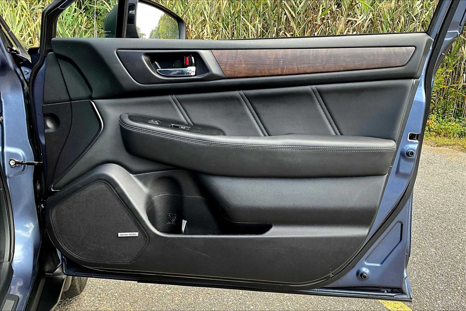 2018 Subaru Outback Limited photo 22