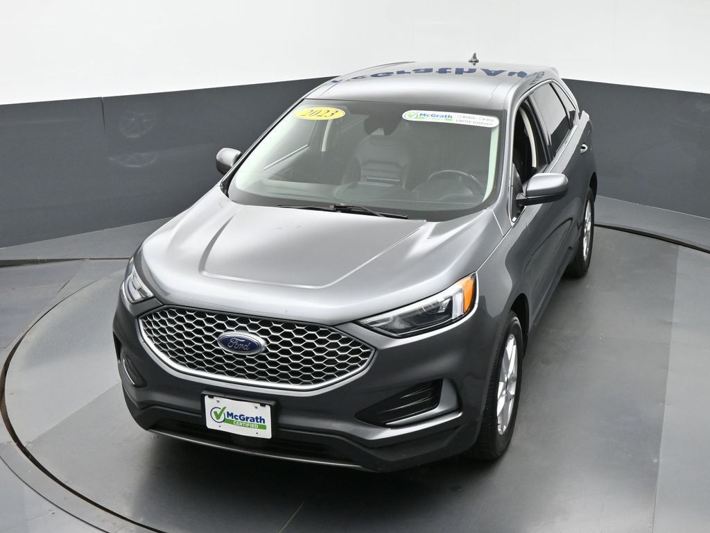 2023 Ford Edge SEL photo 19