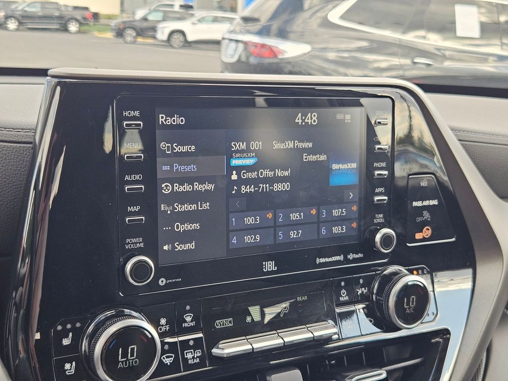 2021 Toyota Highlander Limited photo 20