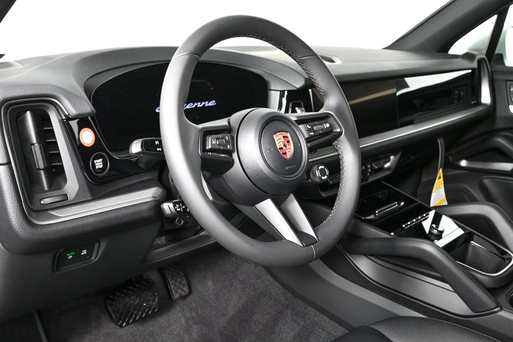 2026 Porsche Cayenne photo 4