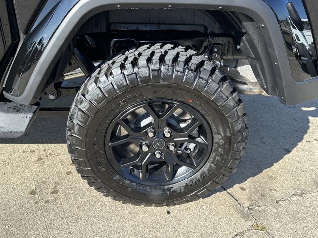 2025 Jeep Gladiator Sport photo 18