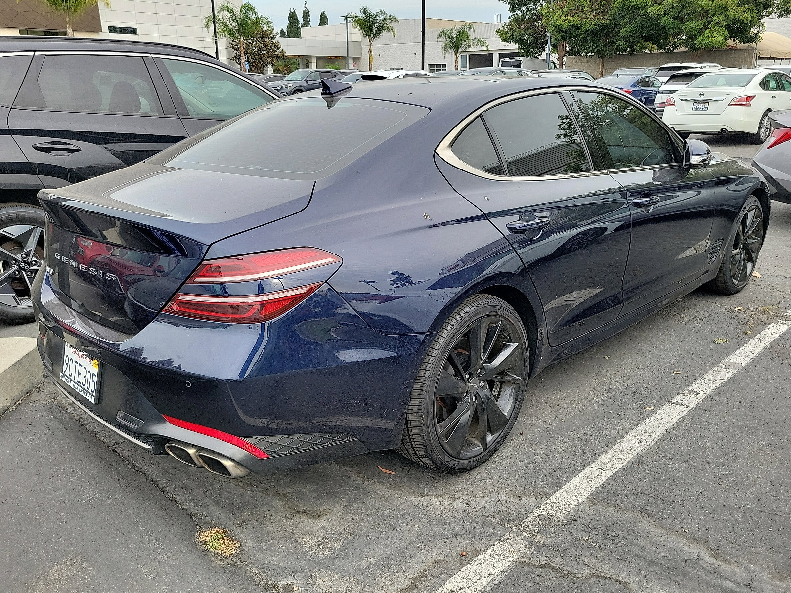 2023 Genesis G70 2.0T Sport Prestige photo 4