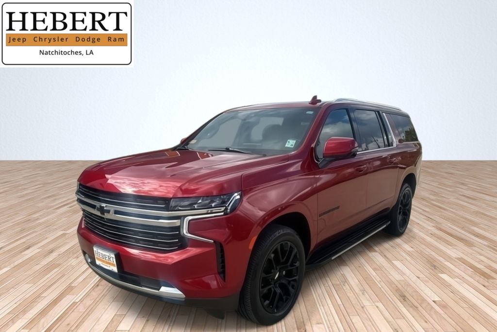 2022 Chevrolet Suburban LT's photo