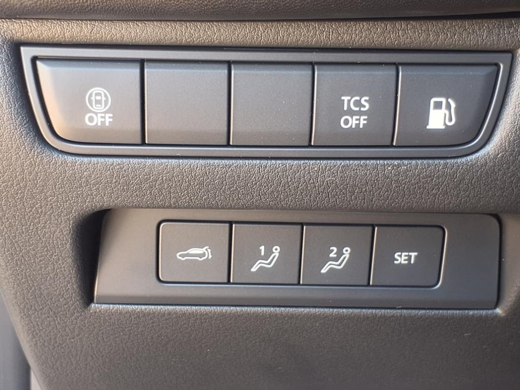 2025 Mazda CX-50 Premium photo 15