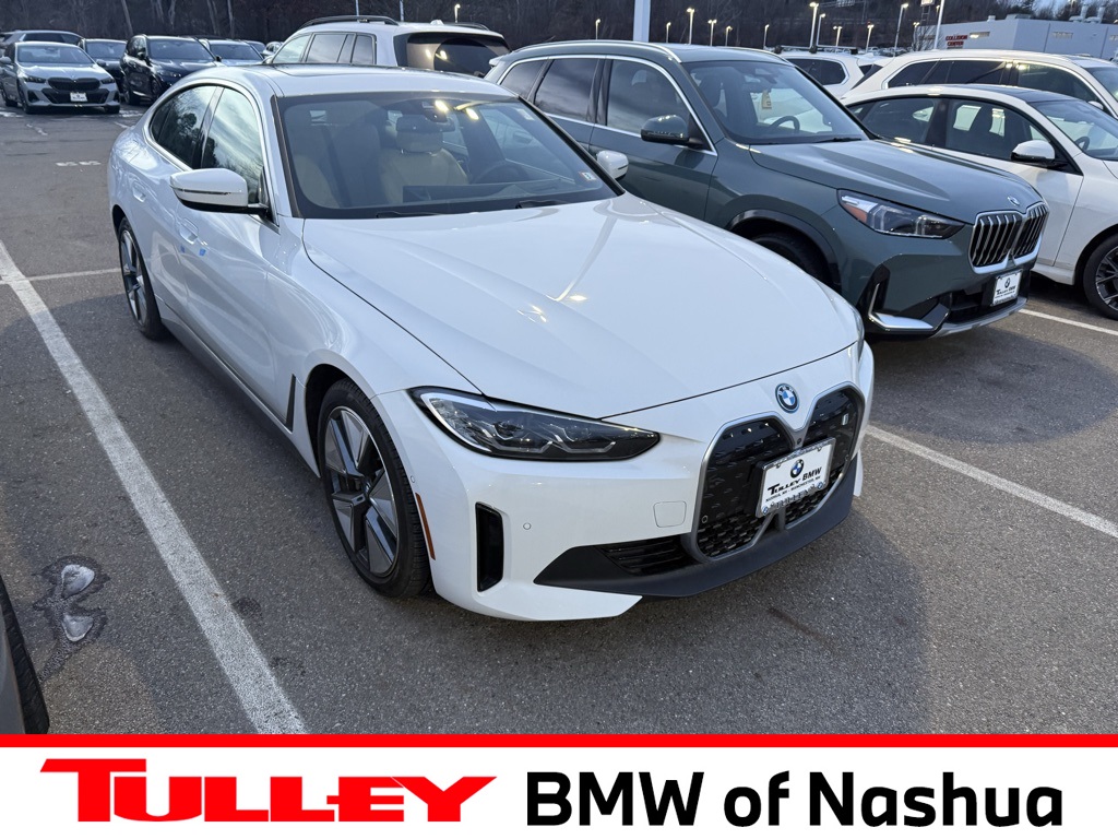 2024 BMW i4 M50's photo