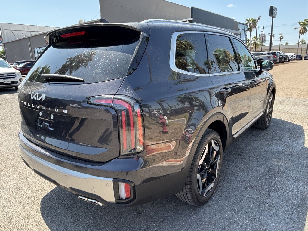 2025 Kia Telluride EX photo 7