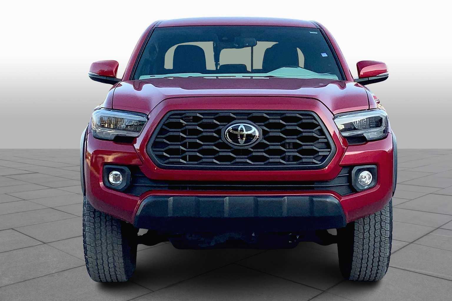 2022 Toyota Tacoma TRD photo 3