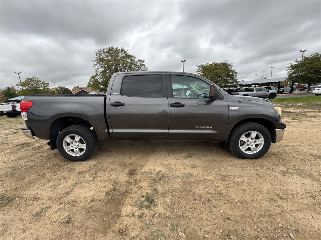 2011 Toyota Tundra Base photo 2