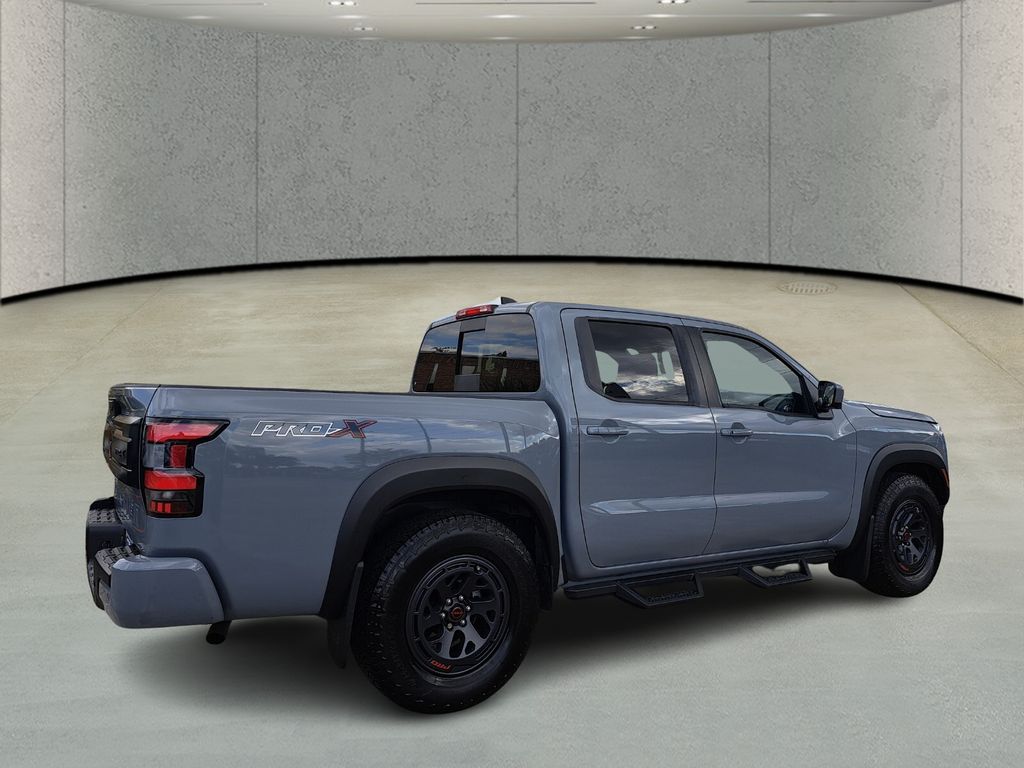 2025 Nissan Frontier PRO-X photo 4