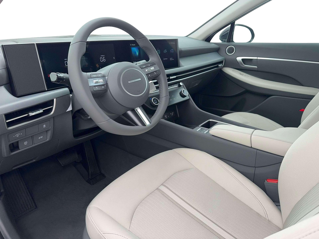 2026 Hyundai Sonata SEL Sport photo 2