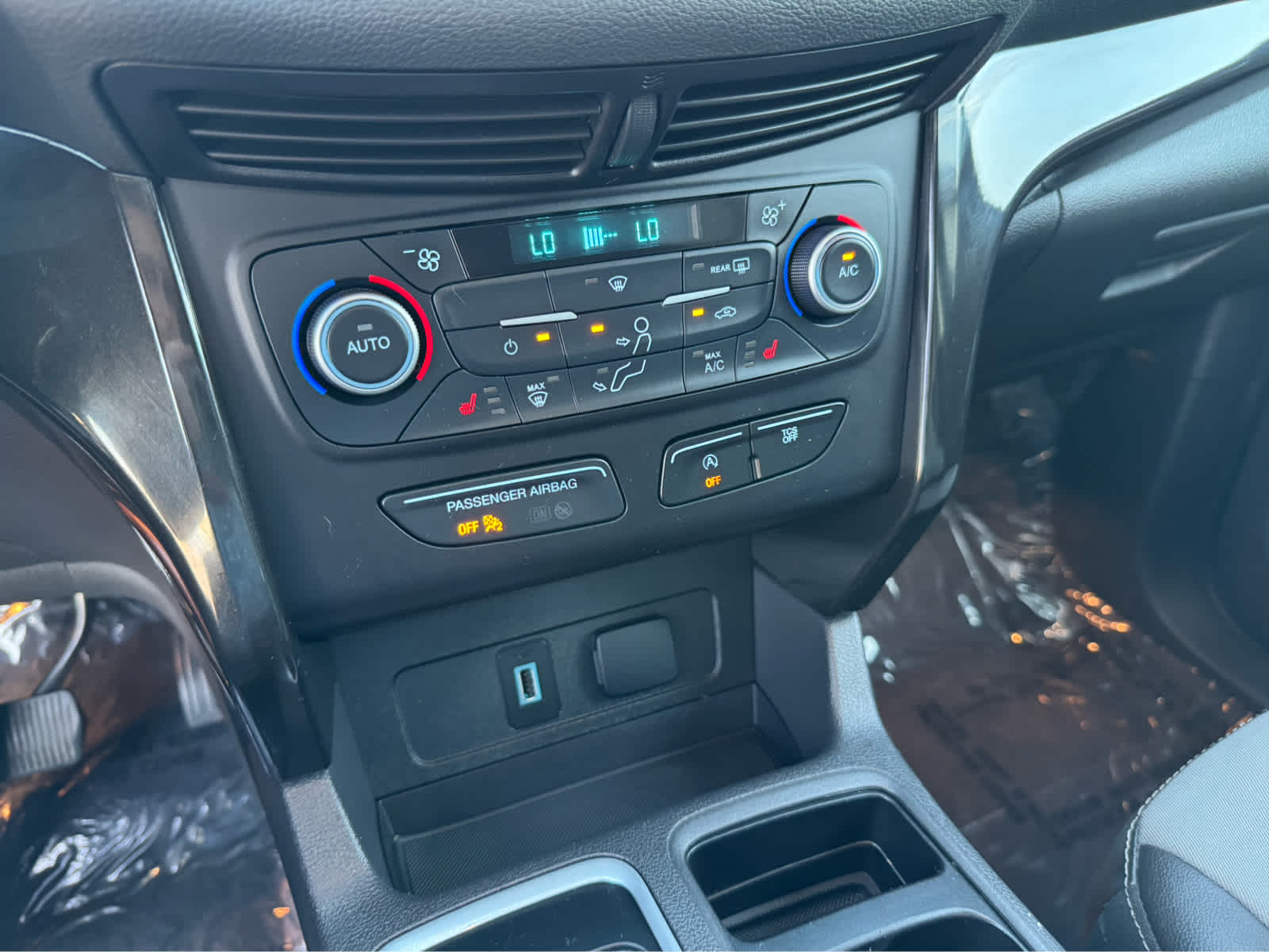 2018 Ford Escape SE photo 25