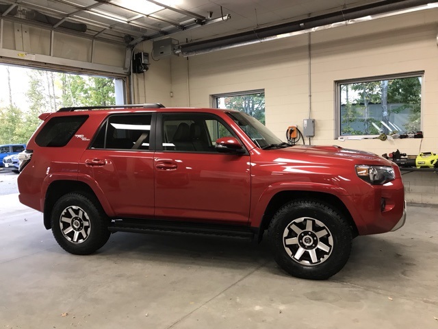 2024 Toyota 4Runner TRD Off-Road Premium photo 2