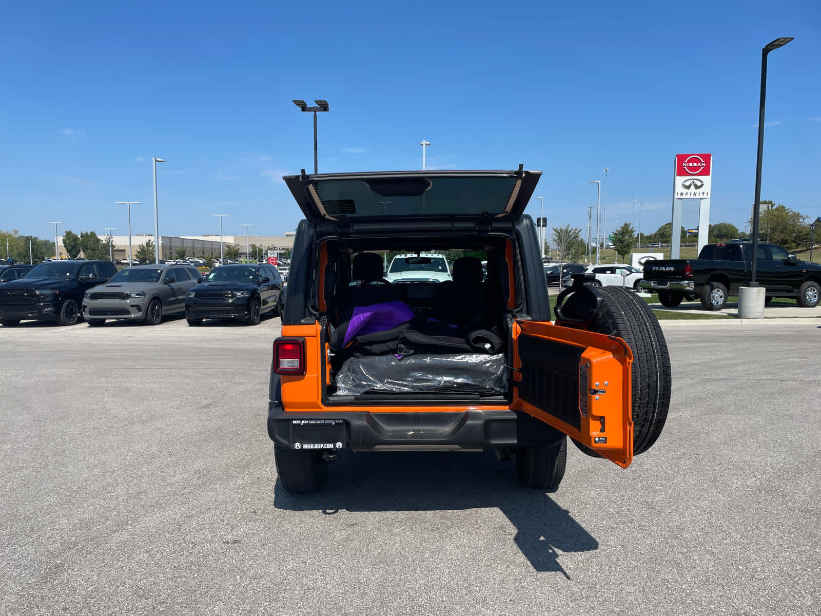 2025 Jeep Wrangler Sport photo 9