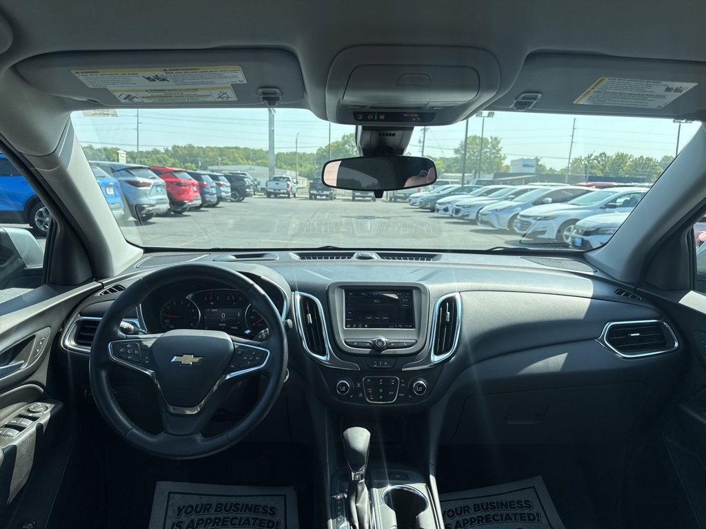 2023 Chevrolet Equinox LT photo 16