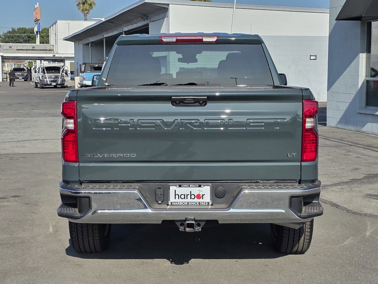 2025 Chevrolet Silverado LT photo 9