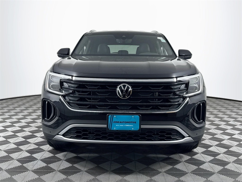 2025 Volkswagen Atlas Cross Sport SE Technology photo 3