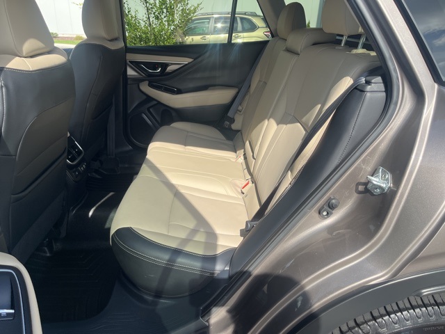 2021 Subaru Outback Limited photo 11