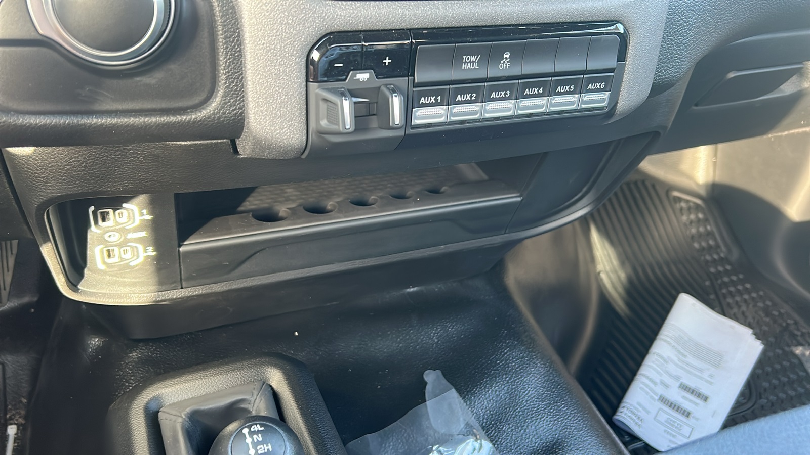 2024 Ram 3500 Tradesman photo 25