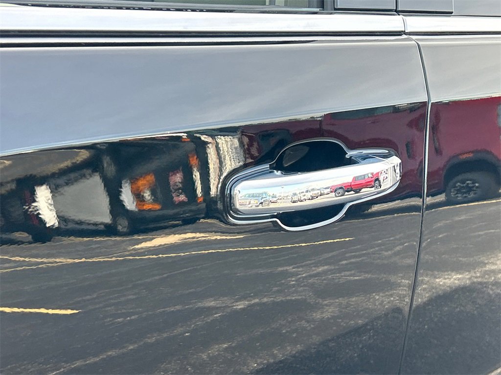 2026 Gmc Sierra Denali photo 14