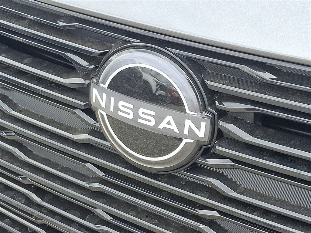 2025 Nissan Altima SV photo 5